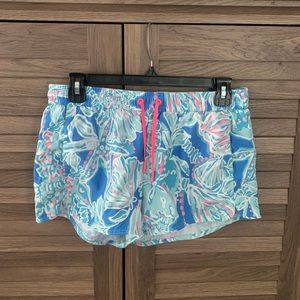 Lilly Pulitzer Luxletic Shorts Size Small